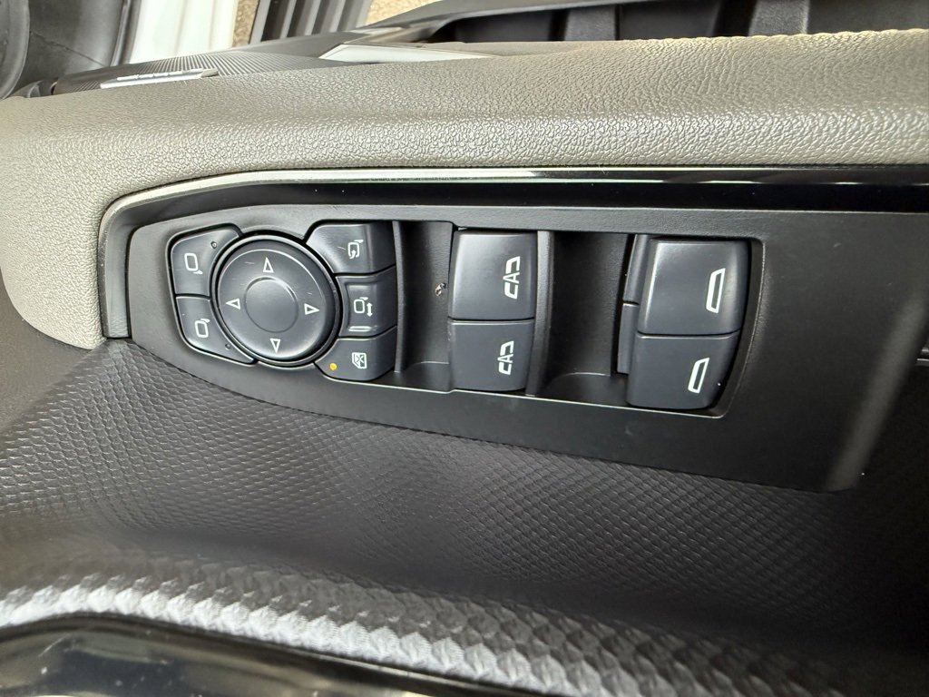 Used 2025 Chevrolet Silverado 2500 ZR2 w/ Technology Package image 29