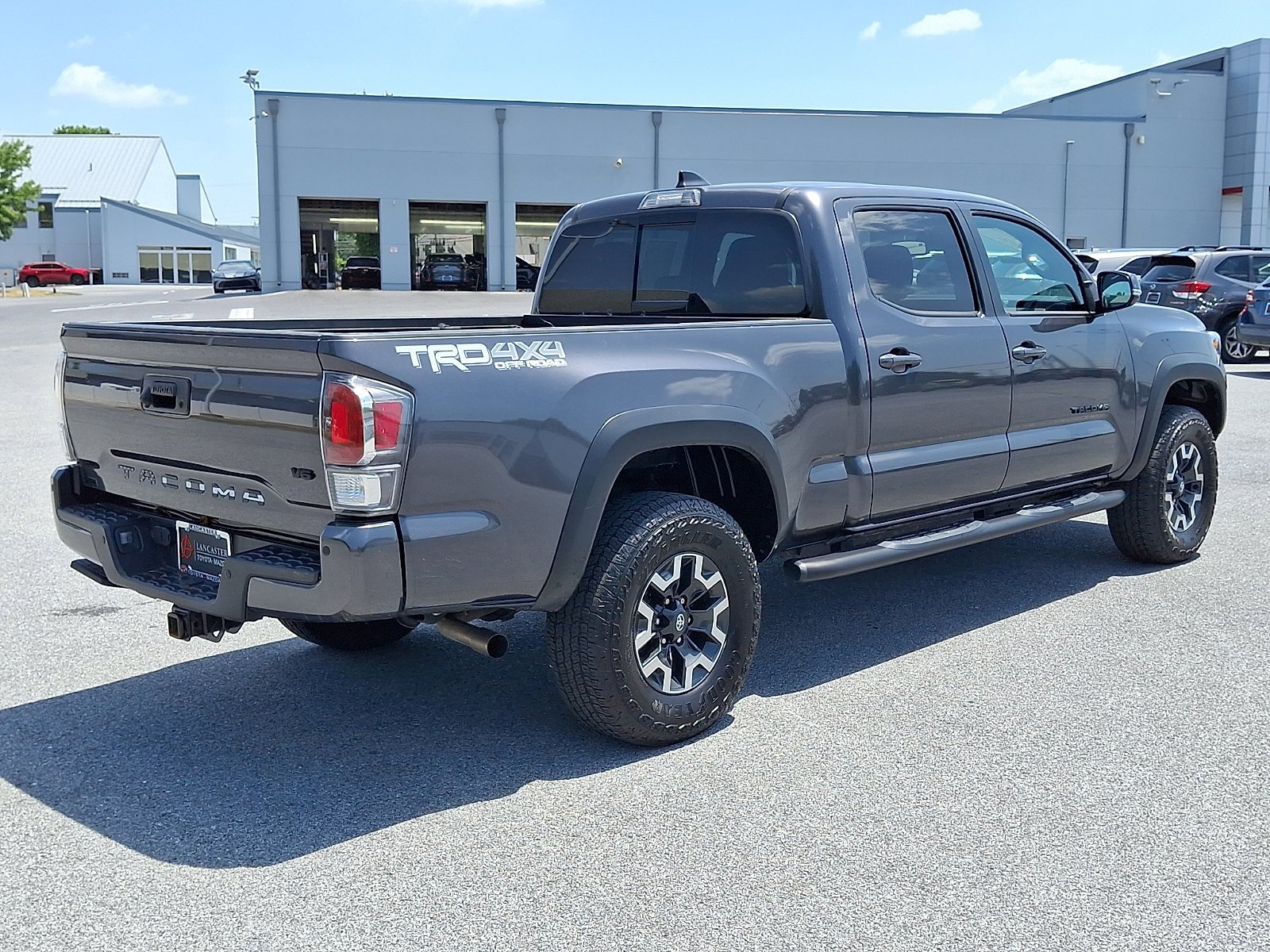 Certified 2023 Toyota Tacoma TRD Off-Road w/ Technology Package AWD/4WD image 7