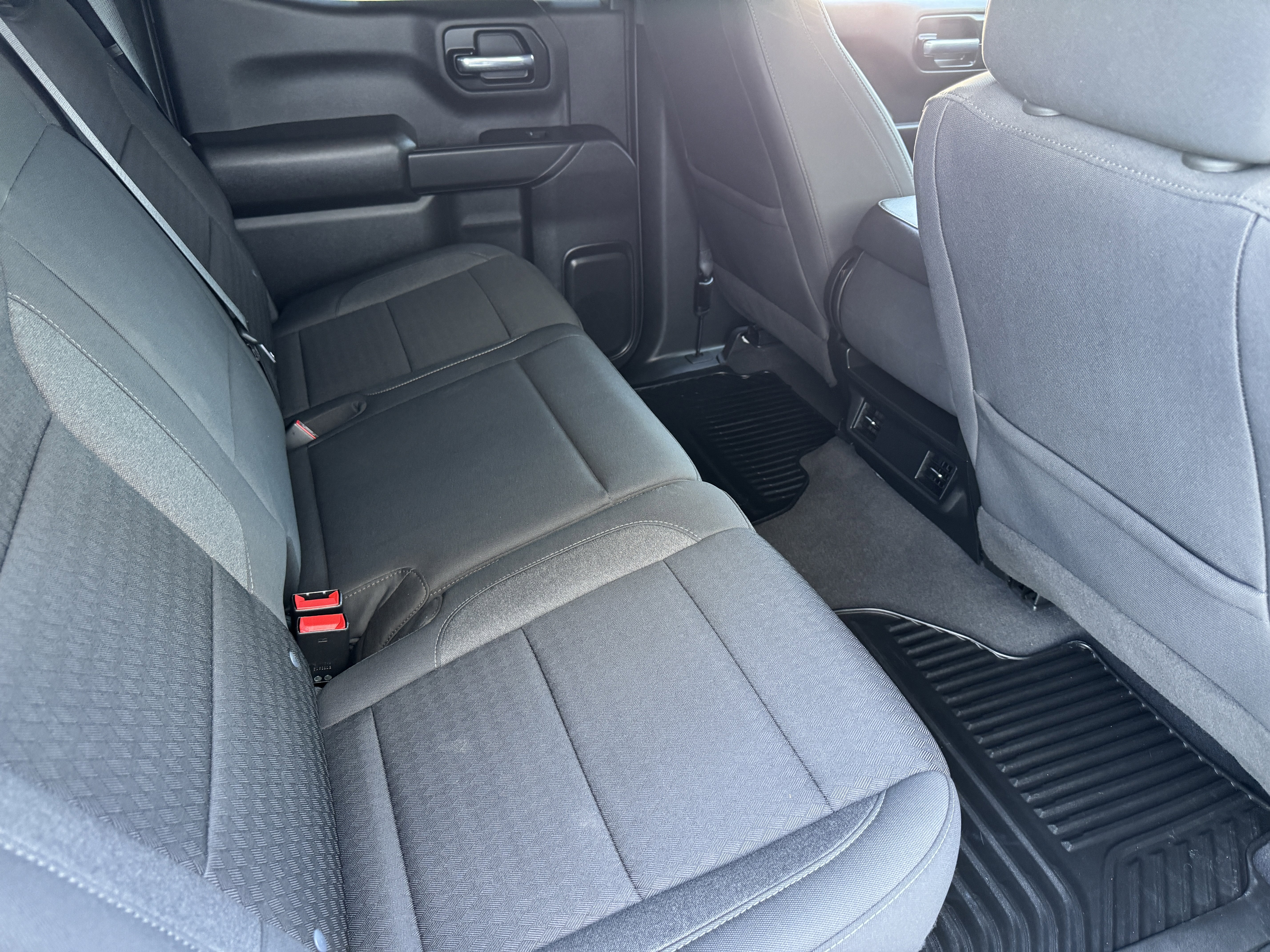 Used 2023 Chevrolet Silverado 1500 Custom image 20