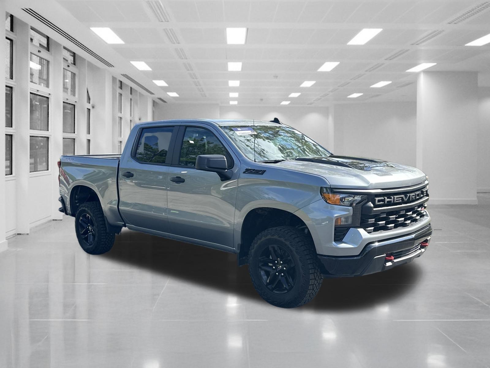 Used 2026 Chevrolet Silverado 1500 Custom Trail Boss w/ LPO, Dark Essentials Package AWD/4WD image 3
