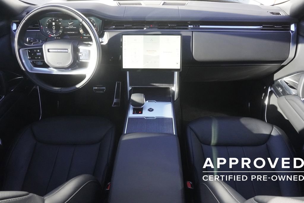 Used 2025 Land Rover Range Rover Long Wheelbase SE image 9