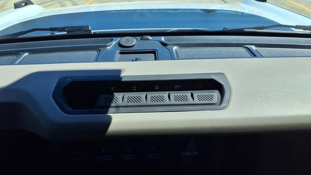 Used 2024 Ford Bronco Wildtrak image 29