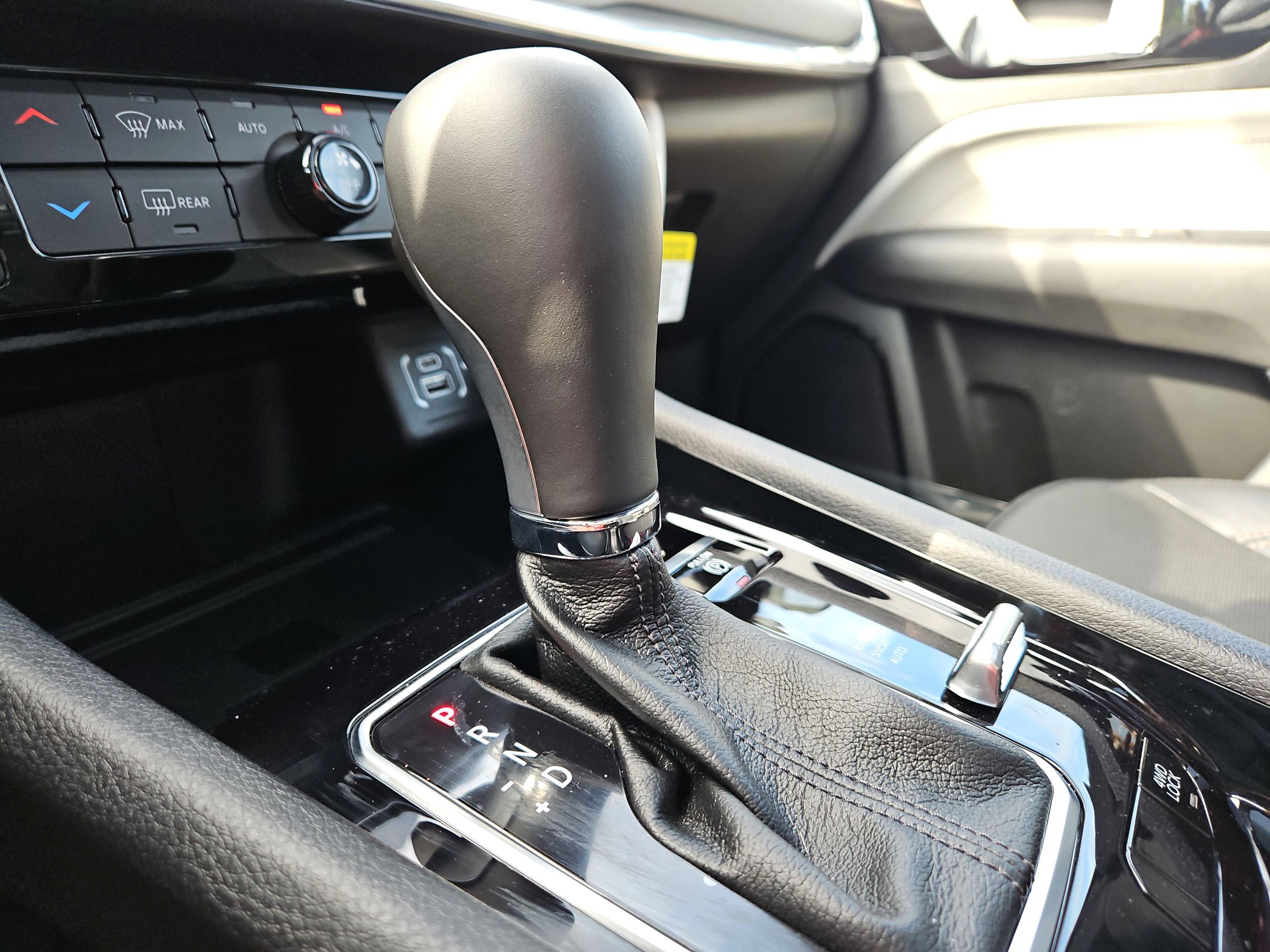 New 2024 Jeep Compass Limited w/ Elite Group image 65