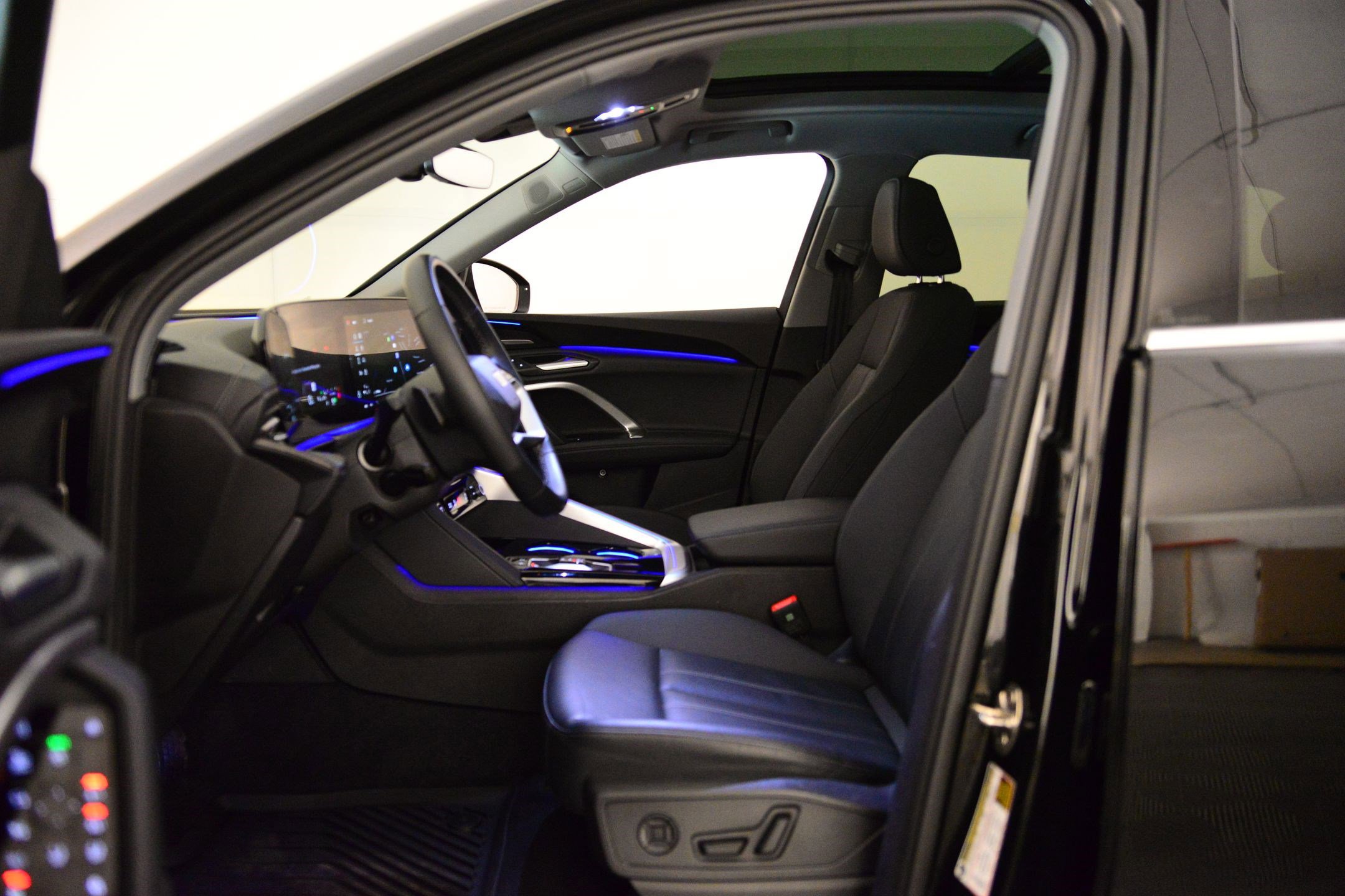 Certified 2025 Audi Q5 Premium Plus w/ Premium Plus image 24