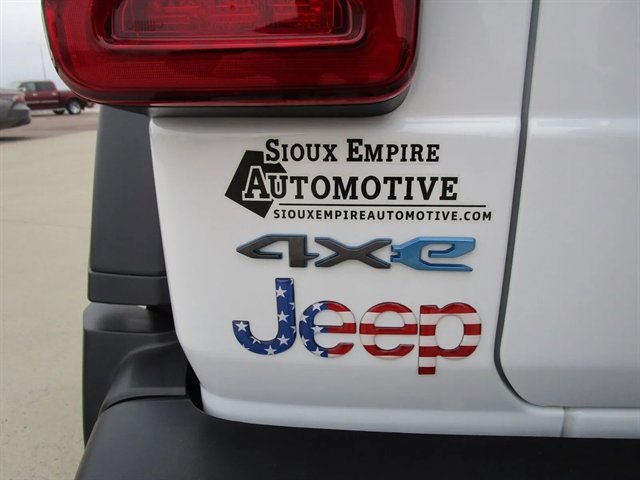 Used 2024 Jeep Wrangler Unlimited Rubicon 4xe image 45