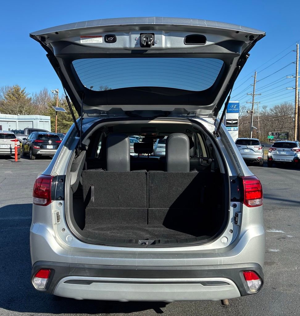 Used 2020 Mitsubishi Outlander SEL image 11