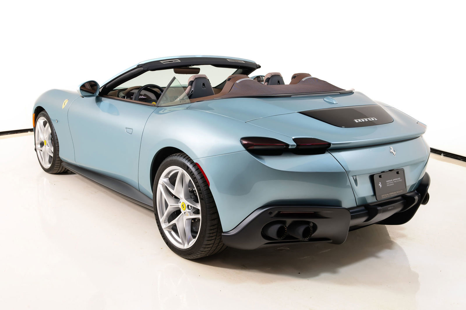 Certified 2025 Ferrari Roma Spider image 2