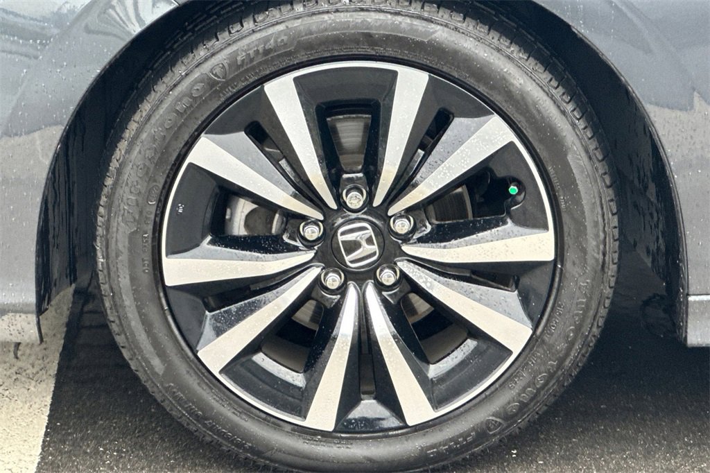 Certified 2023 Honda Civic EX image 29