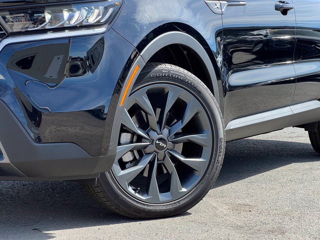 Certified 2023 Kia Sorento X-Line EX AWD/4WD image 2