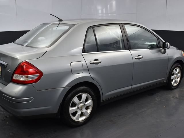 Used 2007 Nissan Versa Sedan FWD image 4