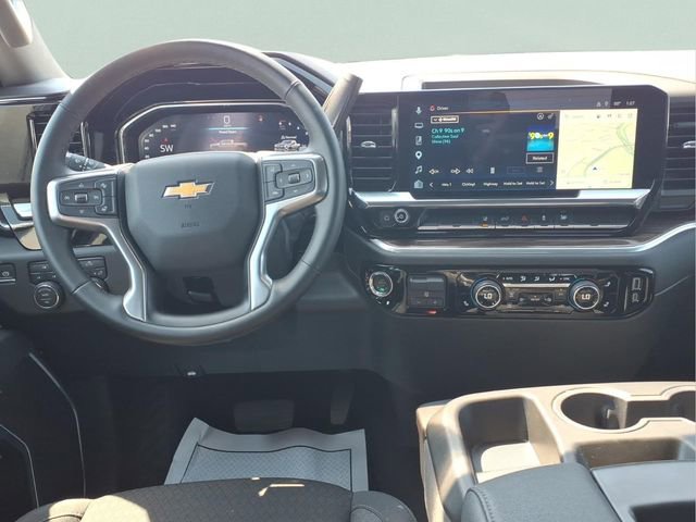Used 2025 Chevrolet Silverado 2500 LT w/ Convenience Package AWD/4WD image 21