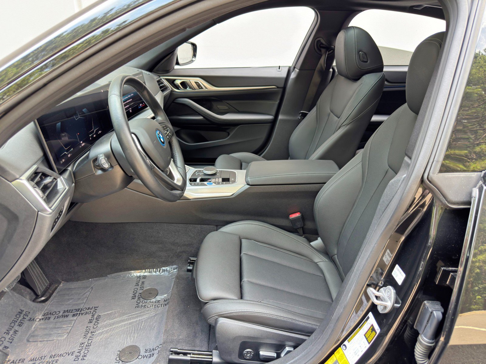 Used 2023 BMW i4 eDrive35 RWD image 17