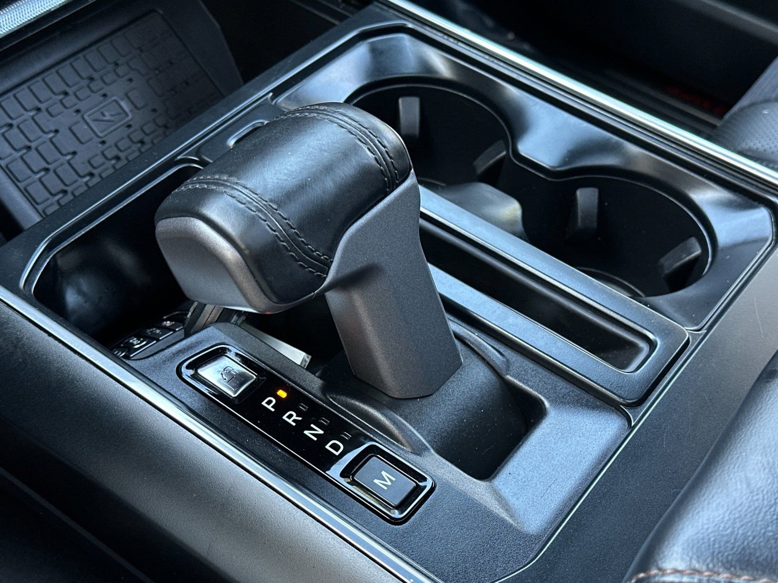 Used 2023 Ford F150 Raptor w/ Raptor Carbon Fiber Package image 25