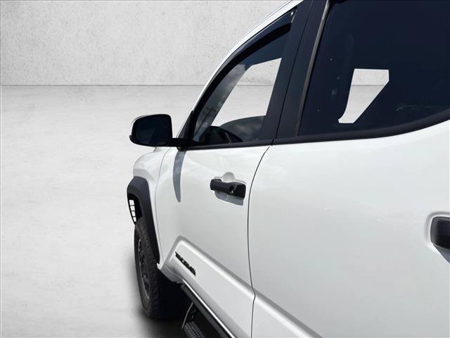 Certified 2026 Toyota Tacoma TRD Off-Road AWD/4WD image 29
