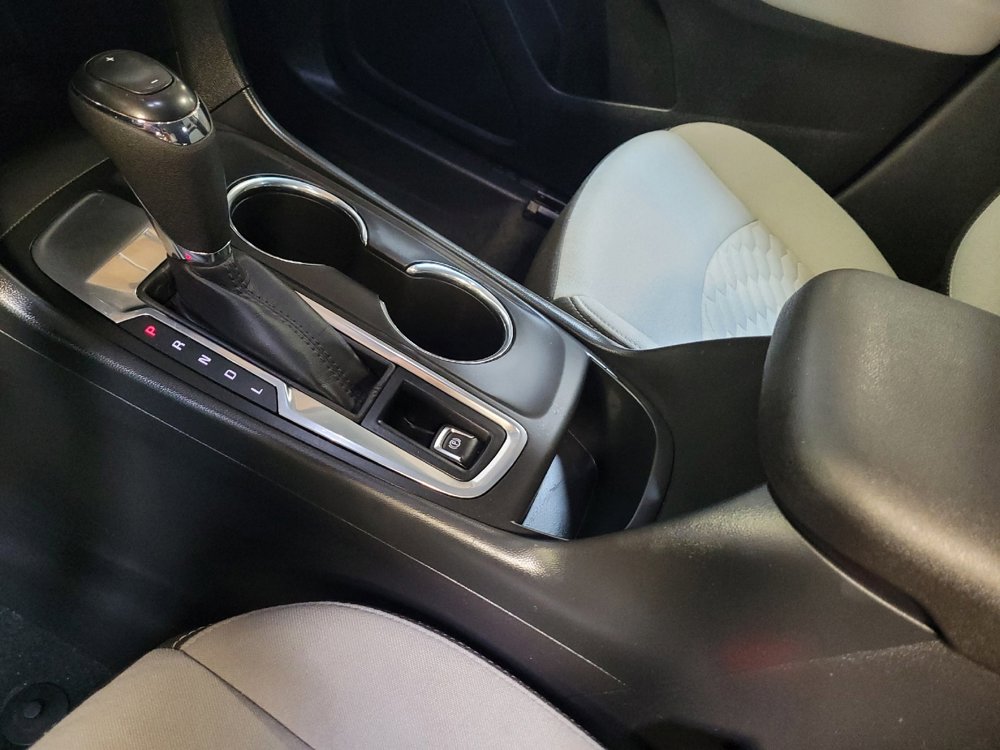 Used 2020 Chevrolet Equinox LS FWD image 26