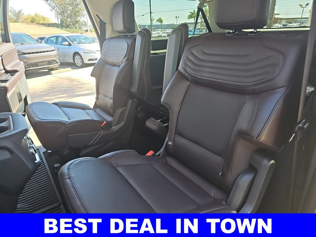 New 2025 Ford Expedition Max Platinum w/ Platinum Ultimate Package AWD/4WD image 15