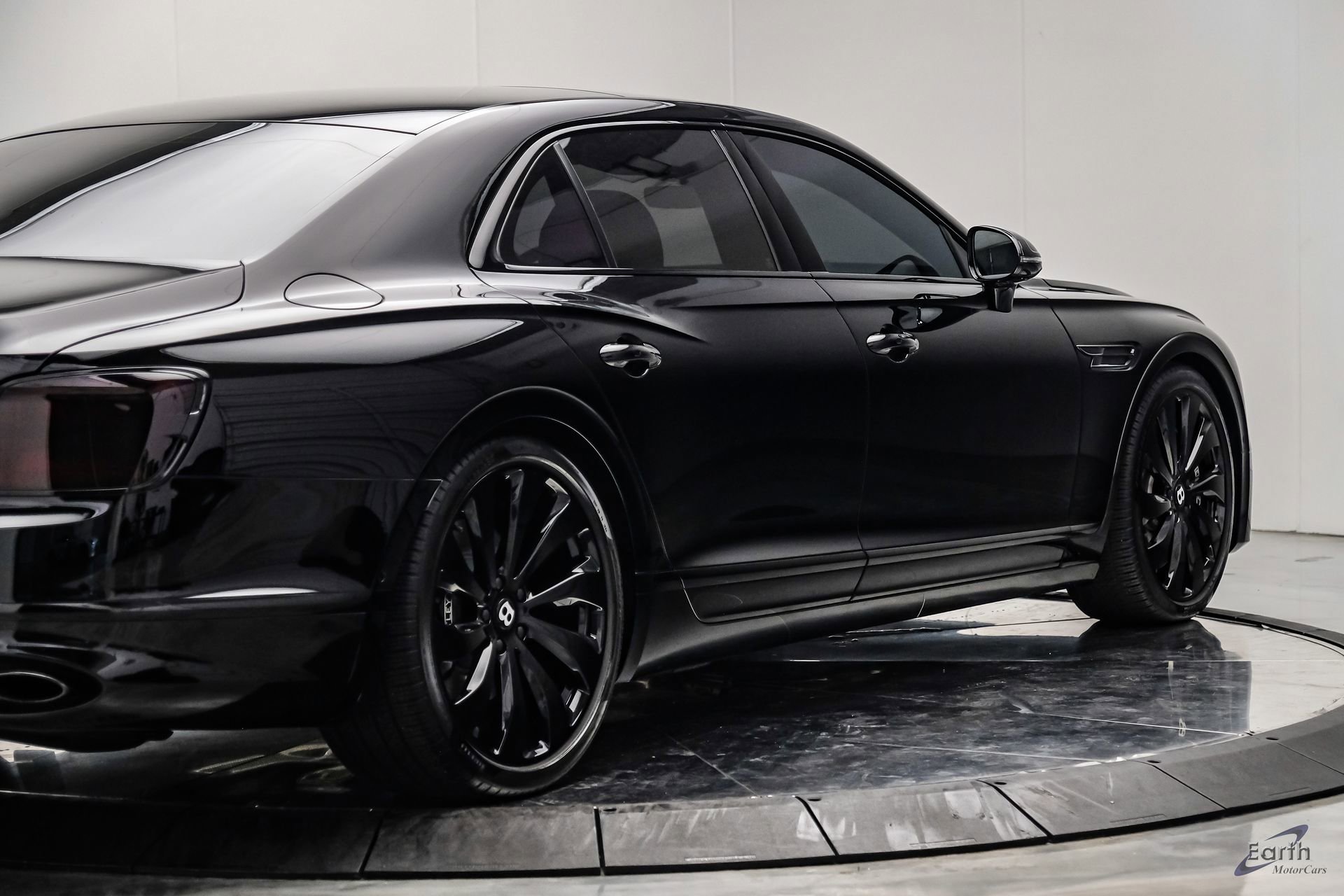 Used 2022 Bentley Flying Spur V8 AWD/4WD image 19