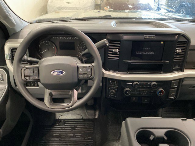 New 2025 Ford F250 XLT w/ FX4 Off-Road Package image 16