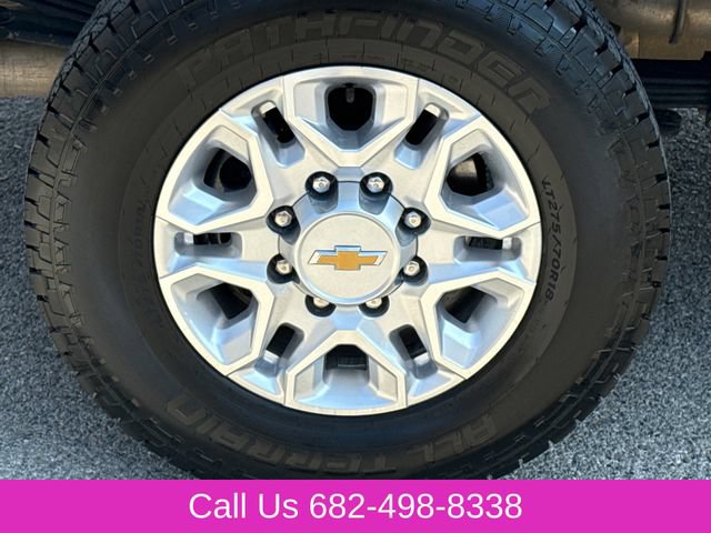 Used 2024 Chevrolet Silverado 2500 LT AWD/4WD image 10