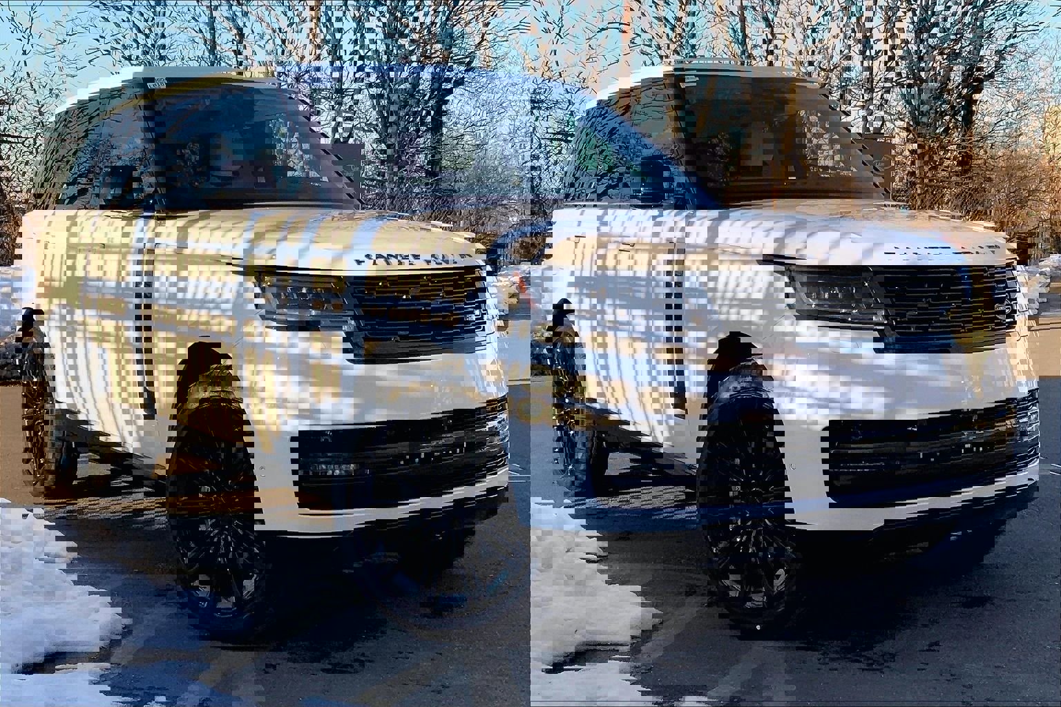 New 2026 Land Rover Range Rover SE image 2