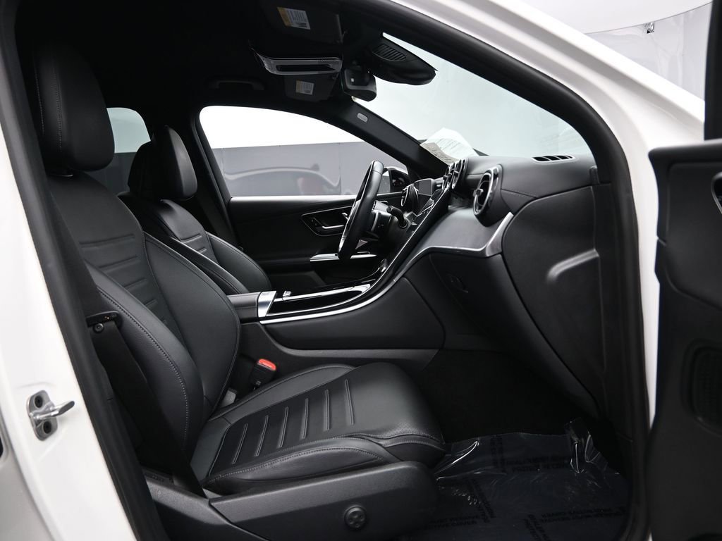 Used 2023 Mercedes-Benz GLC 300 image 26