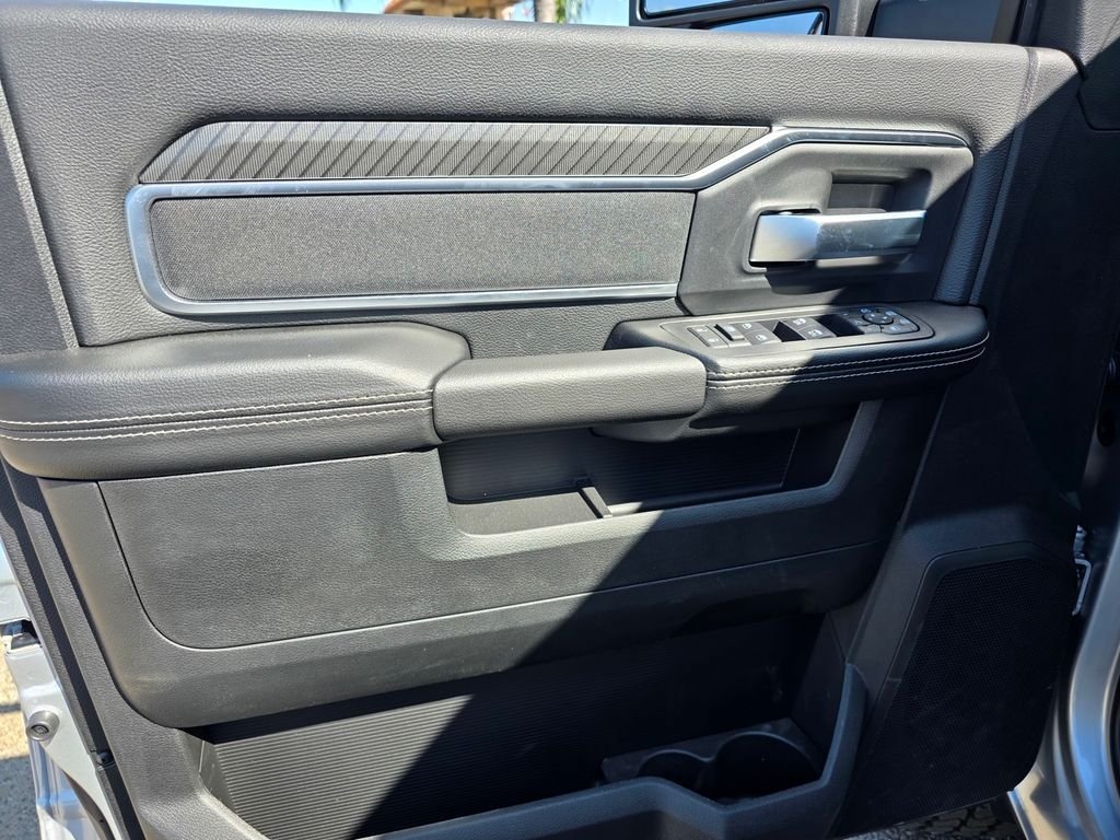 New 2026 RAM 3500 Big Horn AWD/4WD image 8