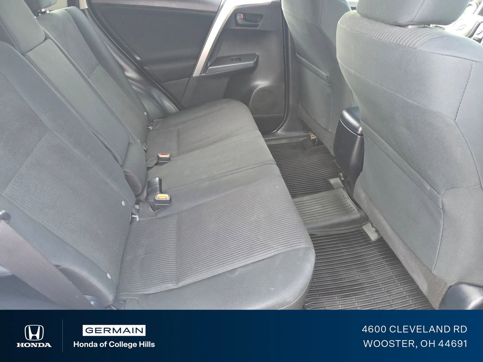 Used 2018 Toyota RAV4 LE w/ All Weather Liner Package image 18