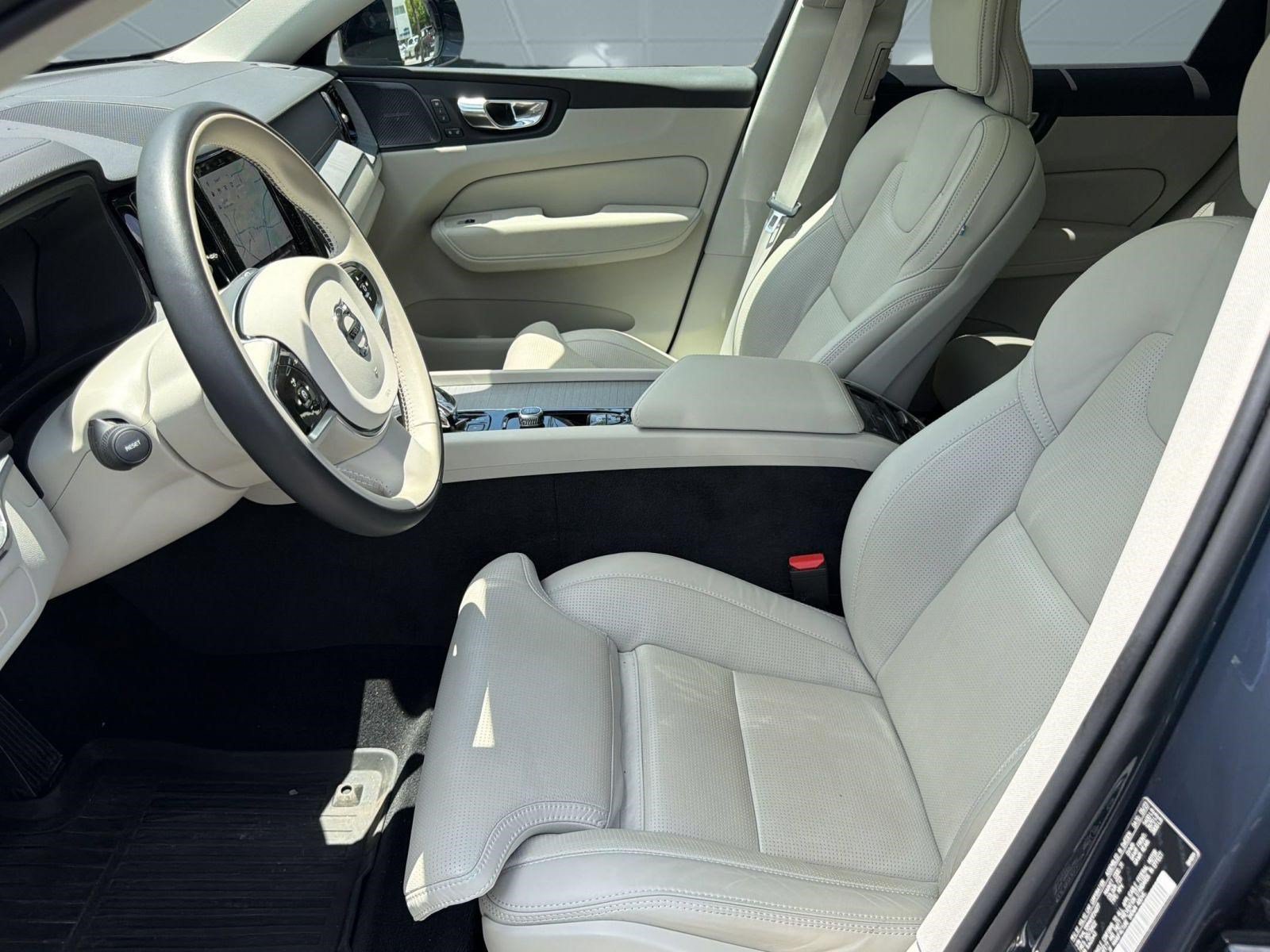 Certified 2024 Volvo XC60 B5 Ultimate w/ Protection Package Premier AWD/4WD image 5