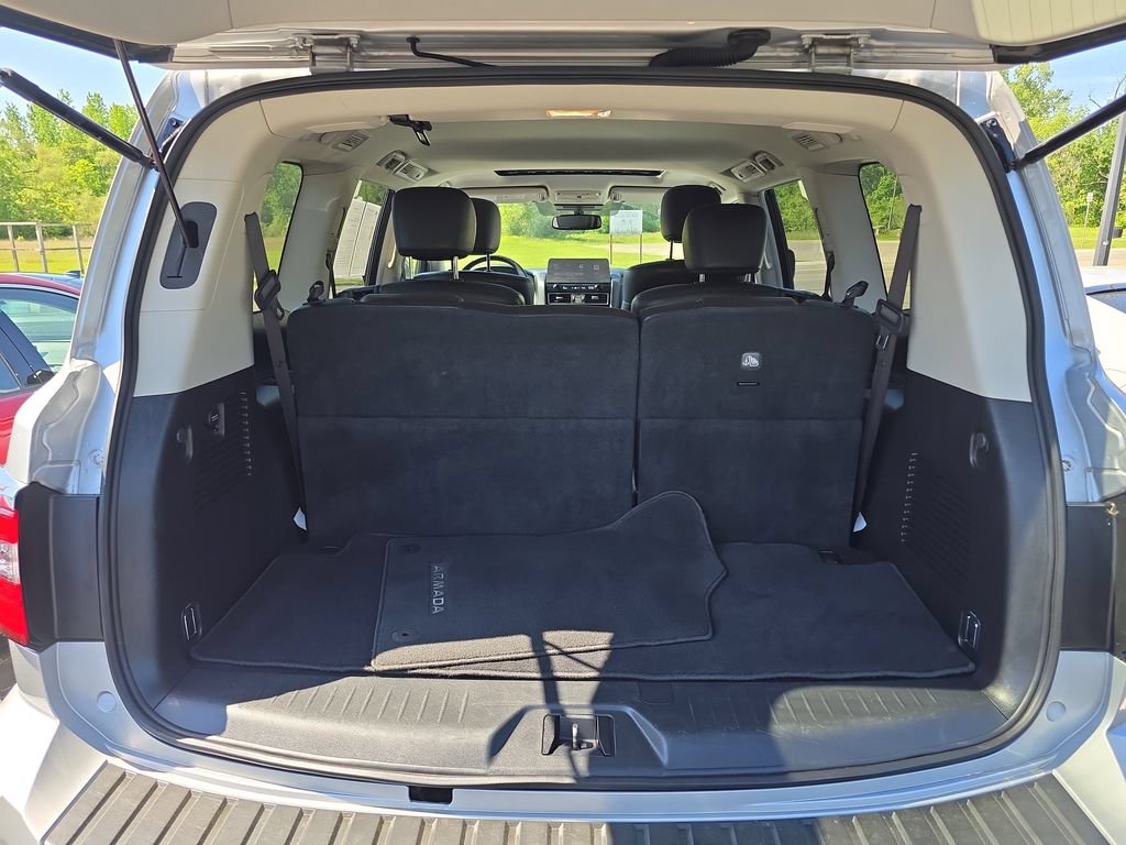 Used 2024 Nissan Armada SL w/ Captain's Chairs Package AWD/4WD image 33