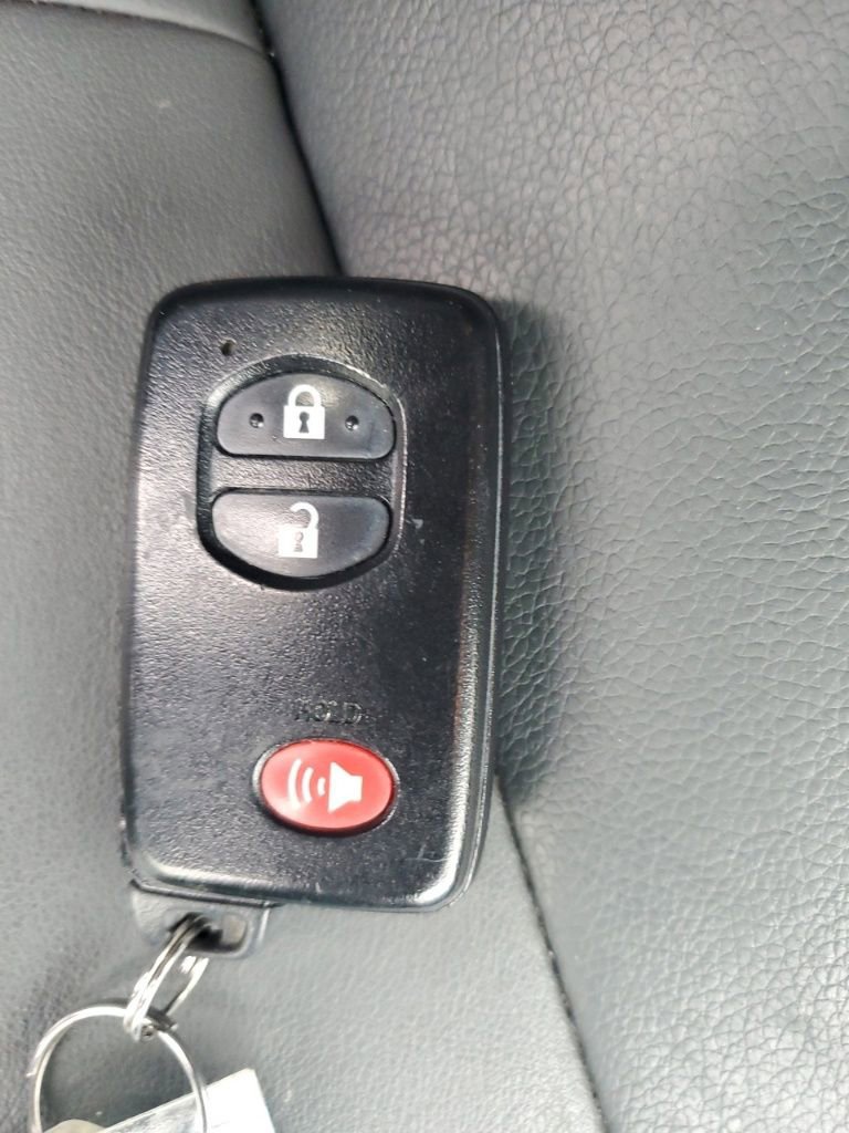 Used 2015 Toyota Prius Four image 28