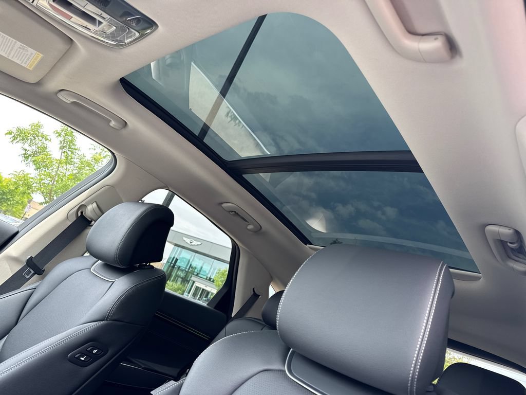 New 2026 Genesis GV70 2.5T Select AWD/4WD image 33