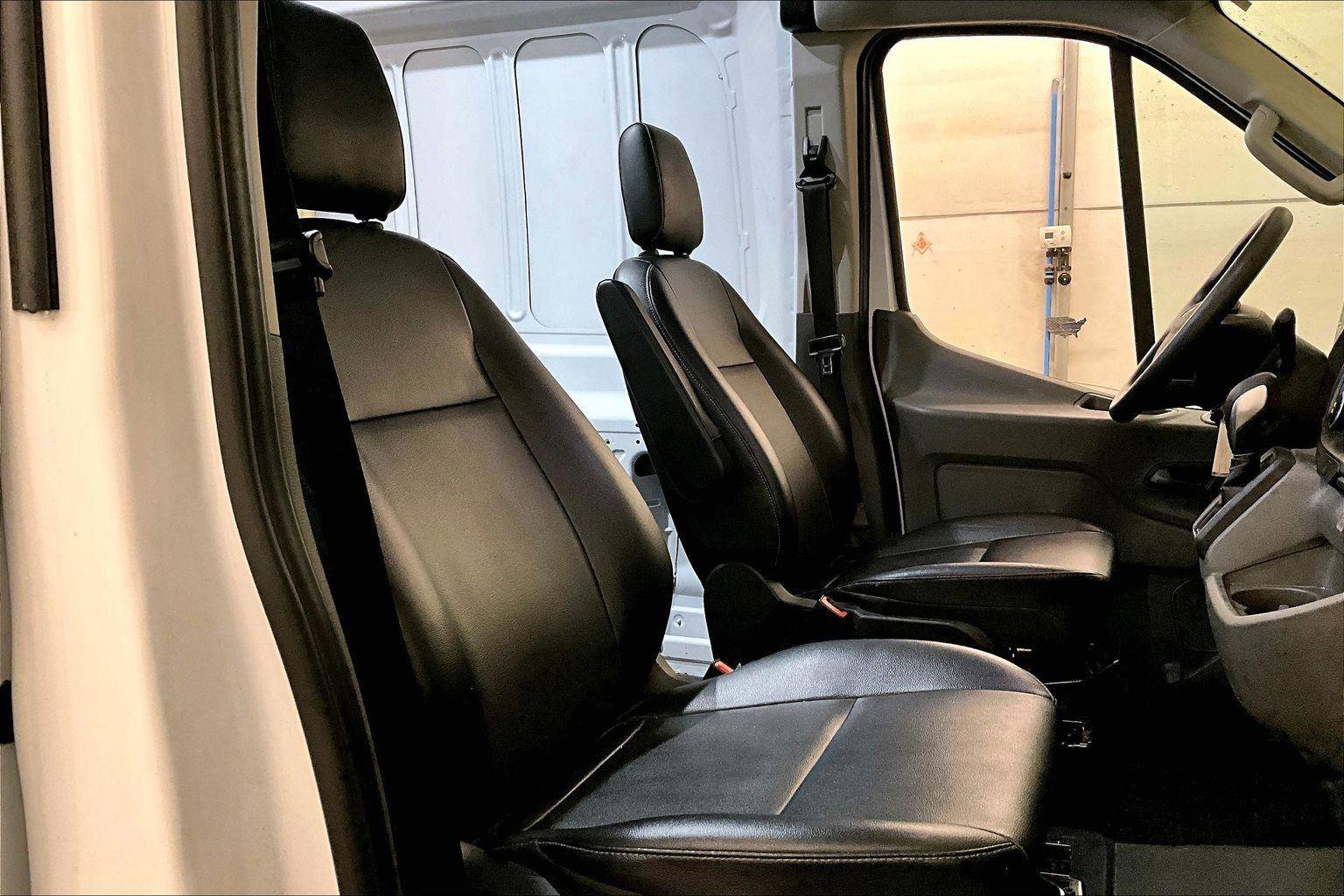 Certified 2024 Ford Transit 250 148 High Roof Extended image 7