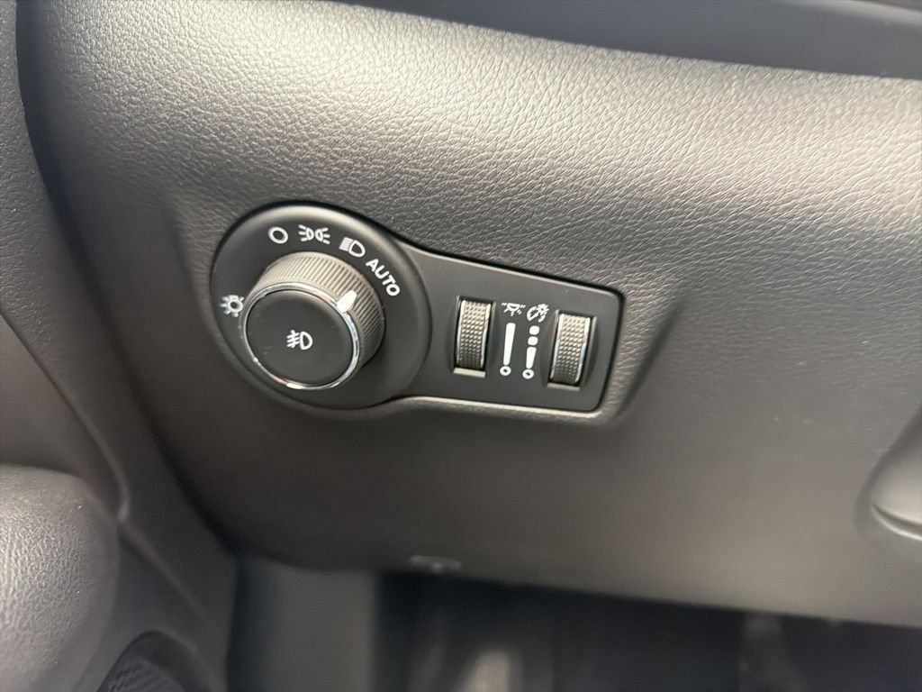 New 2026 Jeep Compass Latitude AWD/4WD image 20