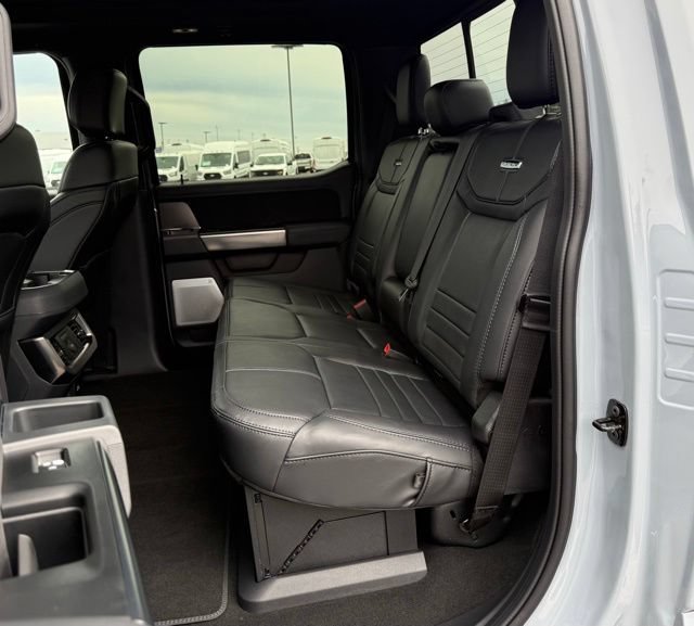 Used 2026 Ford F450 Platinum AWD/4WD image 13