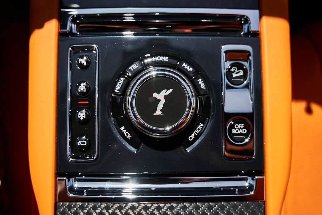Used 2026 Rolls-Royce Cullinan Black Badge AWD/4WD image 83