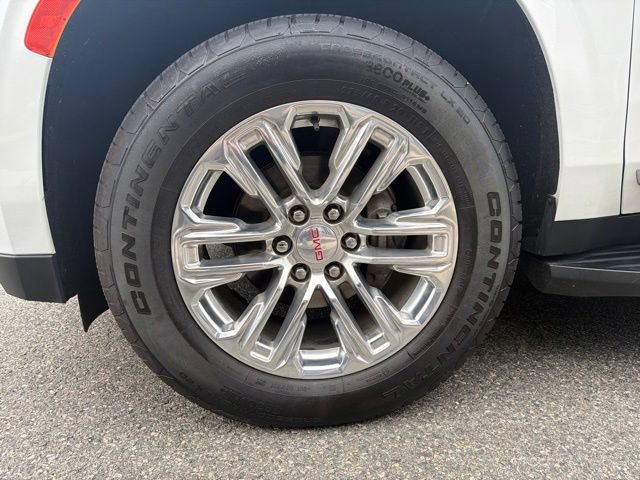 Used 2023 GMC Yukon XL SLT w/ SLT Premium Package AWD/4WD image 8