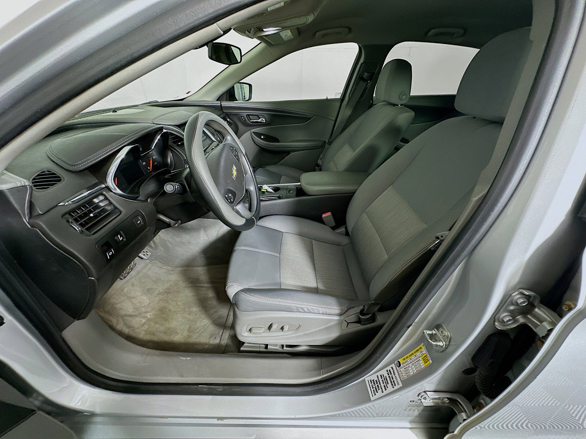 Used 2014 Chevrolet Impala LS FWD image 13