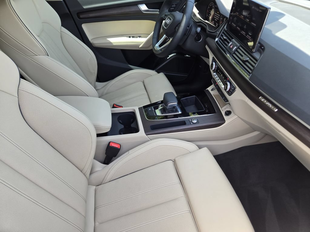 Certified 2024 Audi Q5 2.0T Premium Plus AWD/4WD image 18