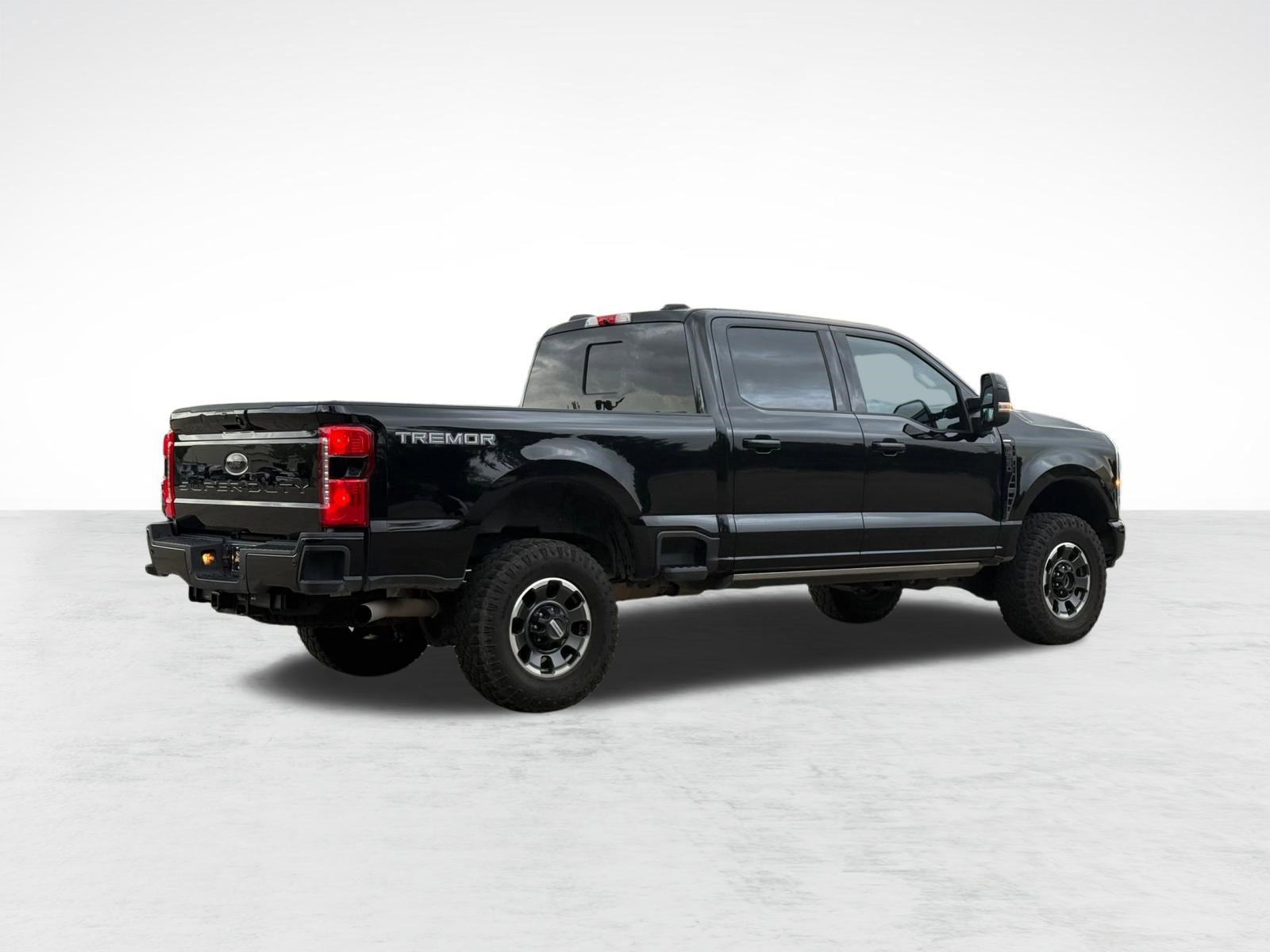 Used 2024 Ford F250 Lariat w/ Lariat Ultimate Package image 9