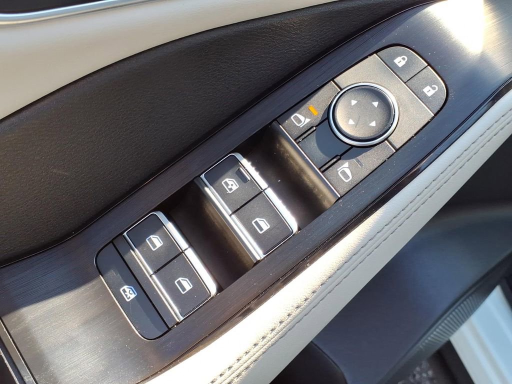 Used 2021 Nissan Rogue SL image 15