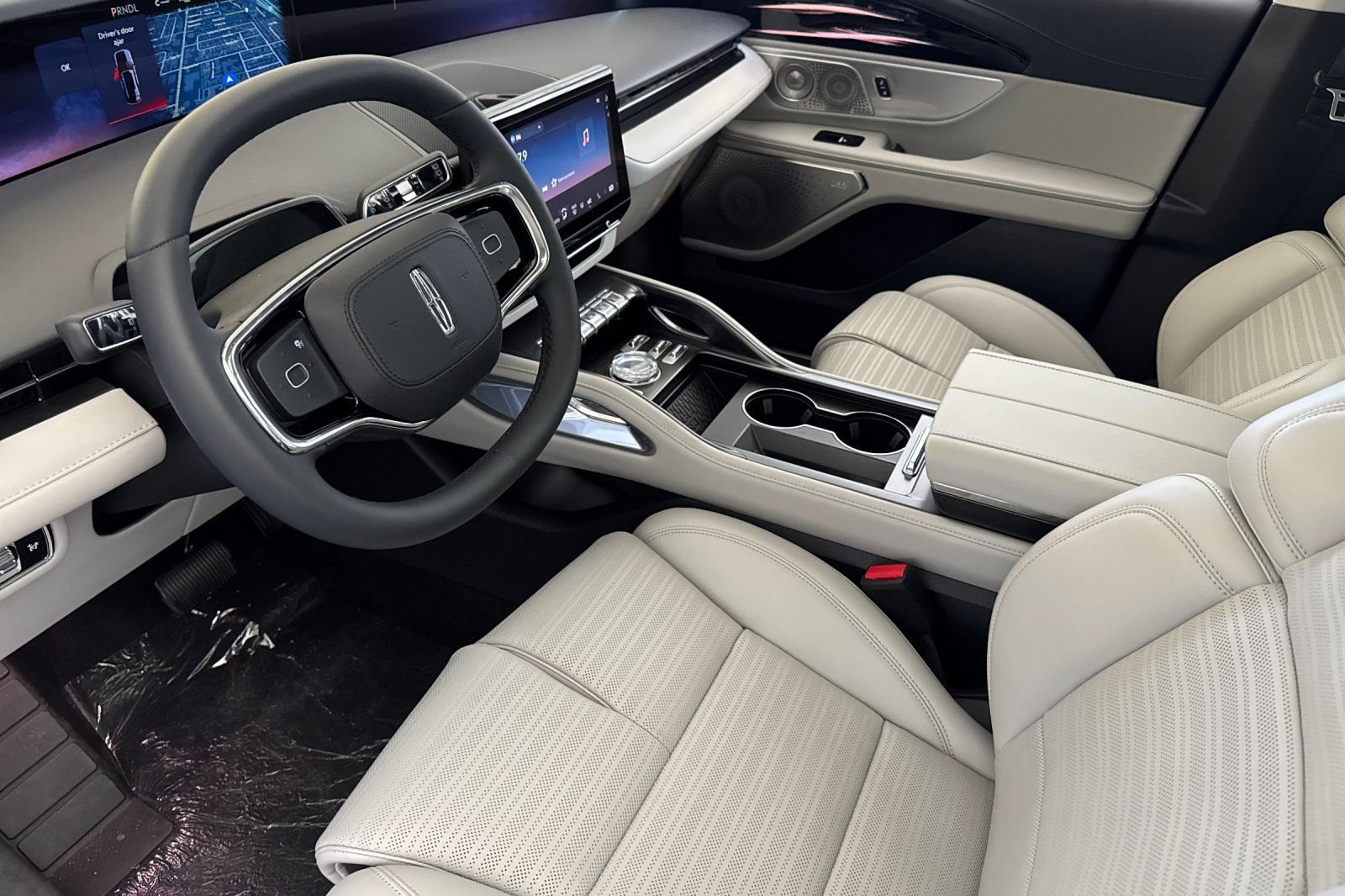 New 2026 Lincoln Nautilus Reserve AWD/4WD image 7