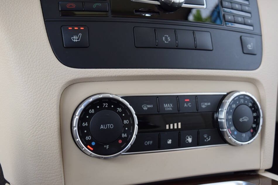 Used 2014 Mercedes-Benz GLK 250 BlueTEC 4MATIC image 57