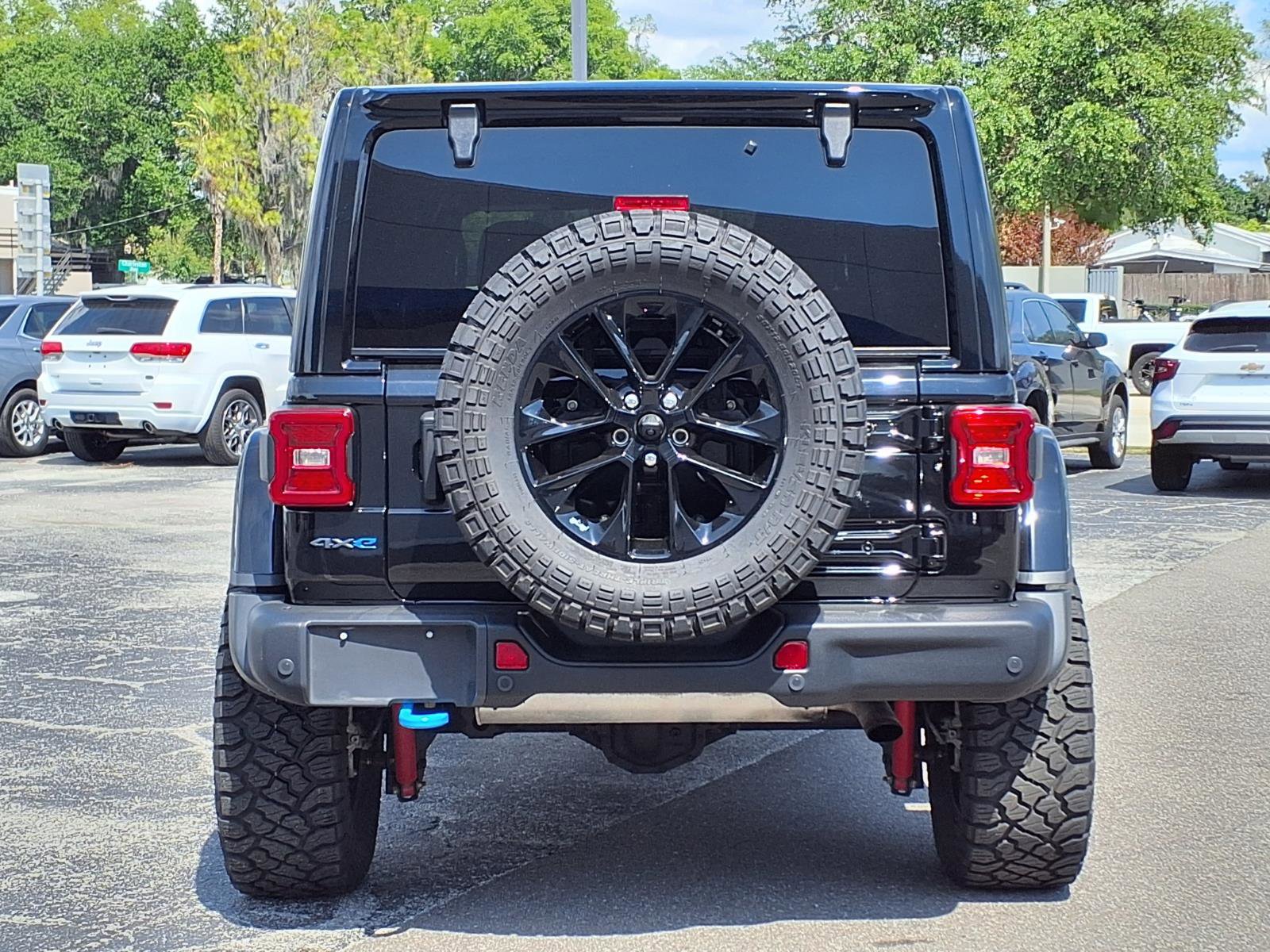 Used 2021 Jeep Wrangler Unlimited Rubicon 4xe w/ Steel Bumper Group image 5