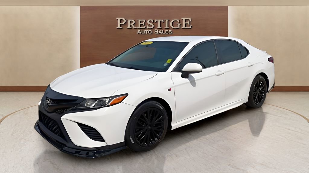 Used 2018 Toyota Camry SE FWD image 10