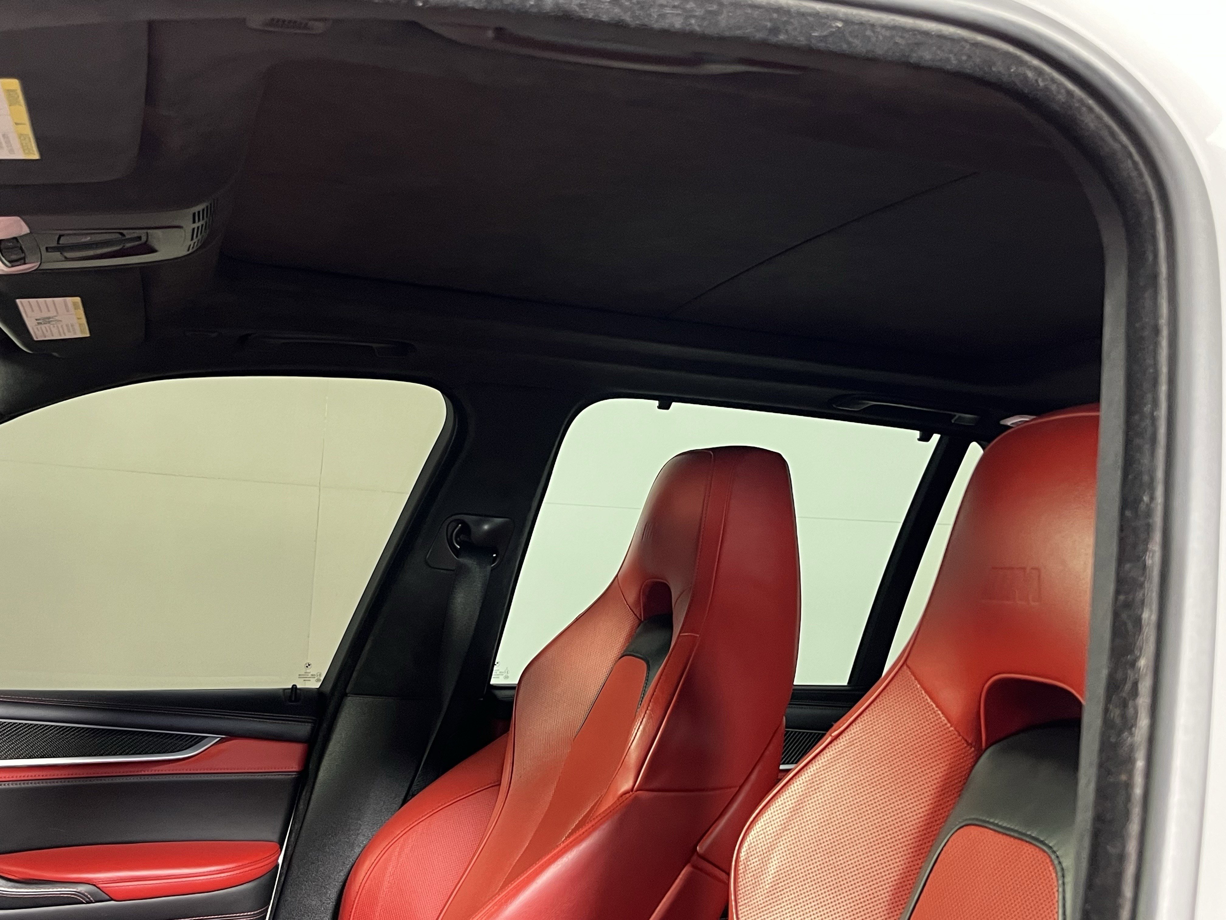 Used 2016 BMW X5 M image 18