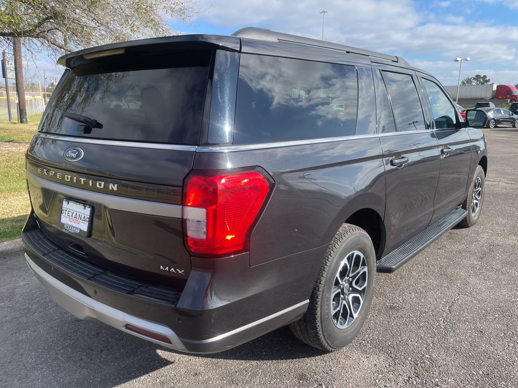 Used 2024 Ford Expedition Max XLT image 7
