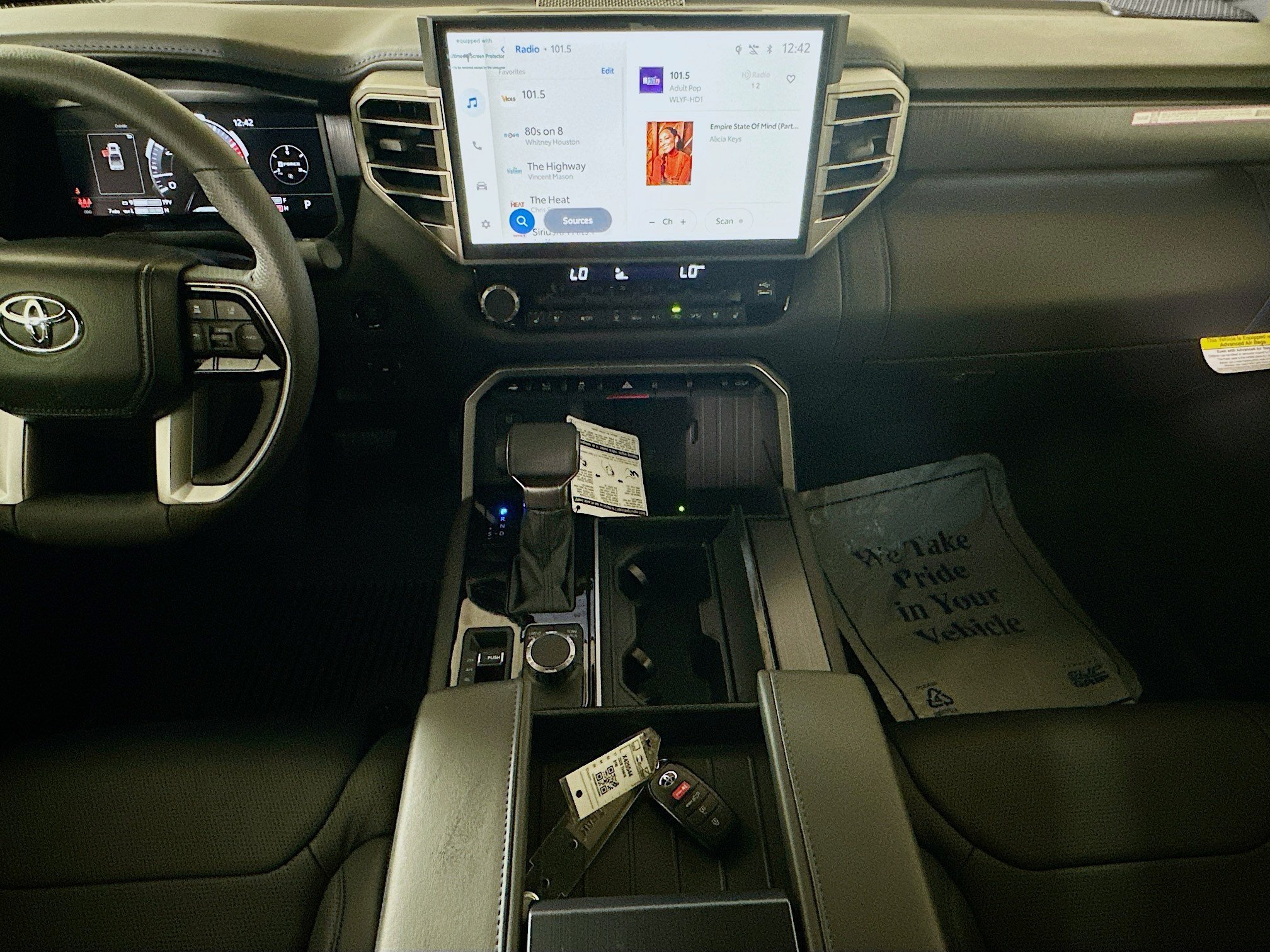 New 2026 Toyota Tundra Platinum AWD/4WD image 27