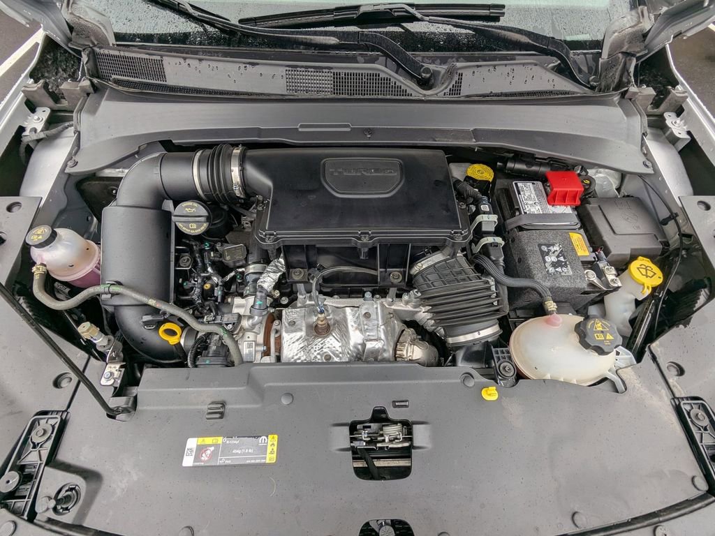 Used 2025 Jeep Compass Trailhawk image 33