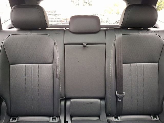 Used 2022 Volkswagen Tiguan SE R-Line AWD/4WD image 19
