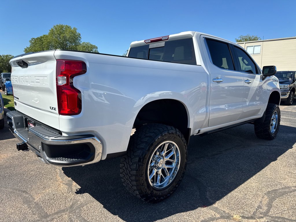 Used 2022 Chevrolet Silverado 1500 LTZ AWD/4WD image 4